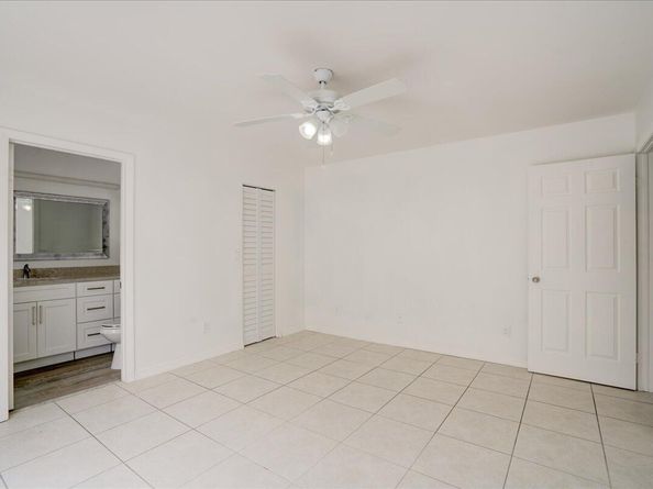 3 Fawlkland Circle, Boynton Beach FL 33426