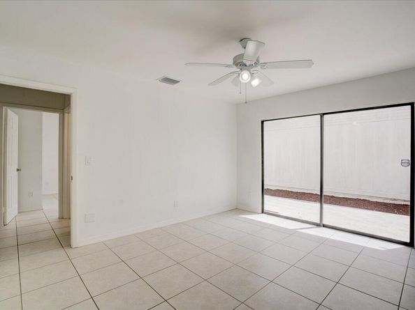 3 Fawlkland Circle, Boynton Beach FL 33426