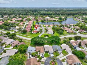 3 Fawlkland Circle, Boynton Beach FL 33426