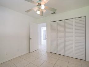 3 Fawlkland Circle, Boynton Beach FL 33426