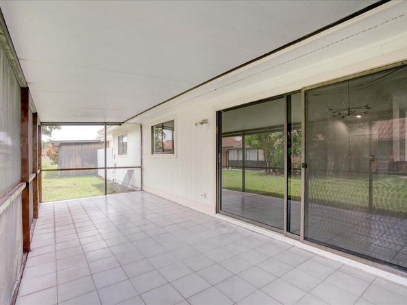 3 Fawlkland Circle, Boynton Beach FL 33426