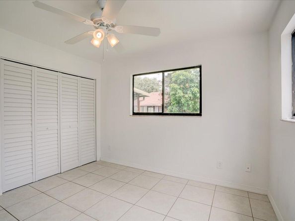 3 Fawlkland Circle, Boynton Beach FL 33426