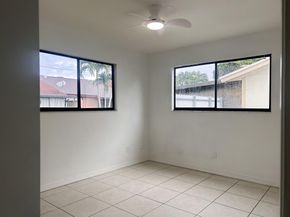 3 Fawlkland Circle, Boynton Beach FL 33426
