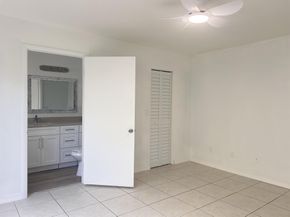 3 Fawlkland Circle, Boynton Beach FL 33426