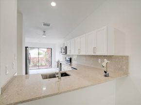 3 Fawlkland Circle, Boynton Beach FL 33426