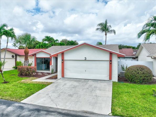 3 Fawlkland Circle, Boynton Beach FL 33426