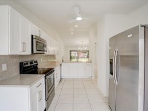 3 Fawlkland Circle, Boynton Beach FL 33426