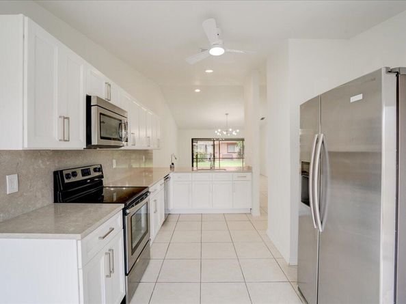 3 Fawlkland Circle, Boynton Beach FL 33426