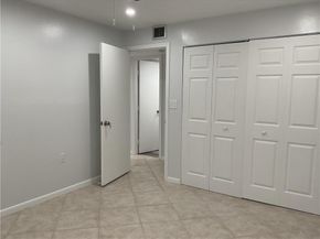 6800 Cypress Rd 208, Plantation FL 33317