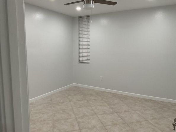 6800 Cypress Rd 208, Plantation FL 33317
