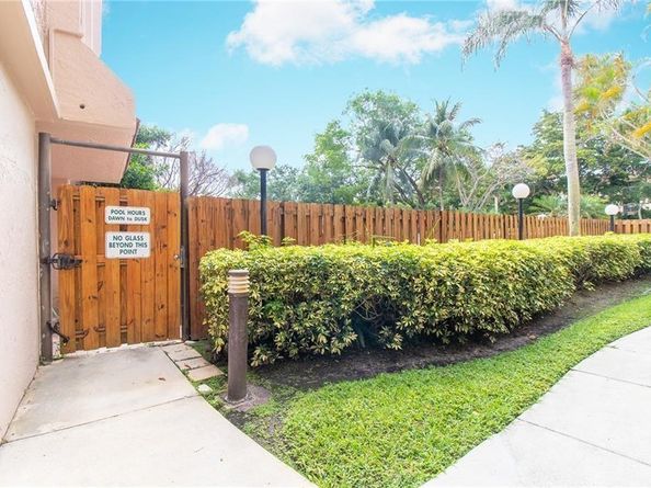 6800 Cypress Rd 208, Plantation FL 33317