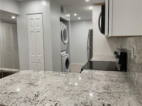 6800 Cypress Rd 208, Plantation FL 33317