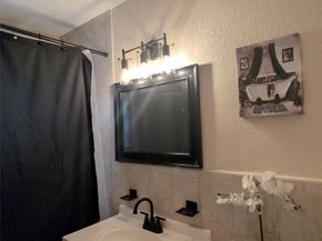 1024 Long Island Ave, Fort Lauderdale FL 33312