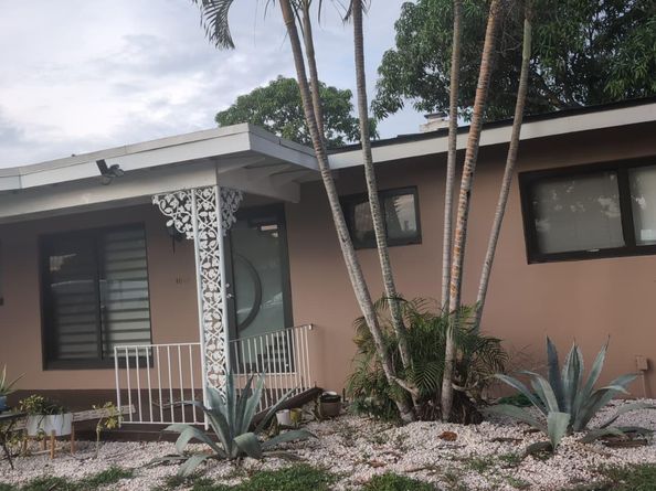 1024 Long Island Ave, Fort Lauderdale FL 33312