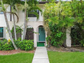 21810 Cypress Cir