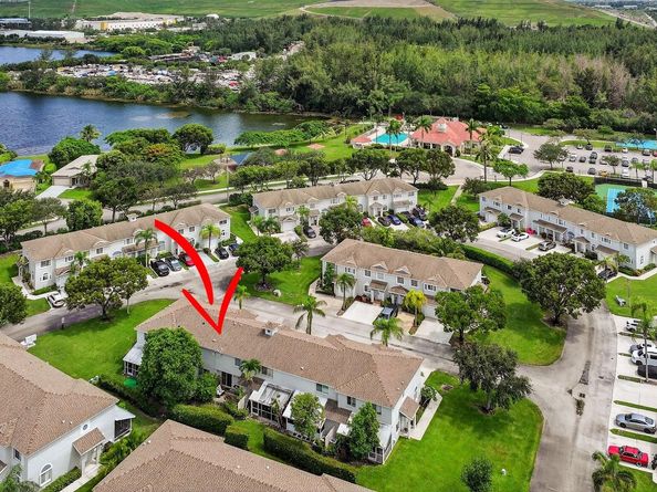 4761 SW 14th PLACE 4761, Deerfield Beach FL 33442