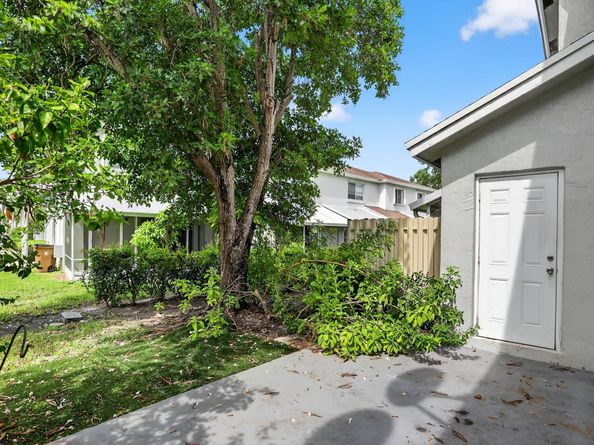 4761 SW 14th PLACE 4761, Deerfield Beach FL 33442