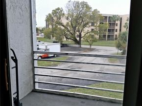 2800 Somerset Drive 202j, Lauderdale Lakes FL 33311