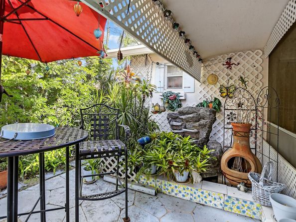 2871 NW 107 terr, Sunrise FL 33322