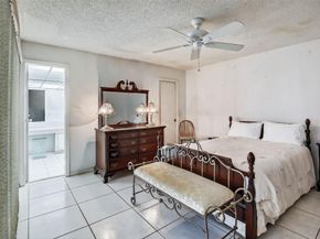 2871 NW 107 terr, Sunrise FL 33322
