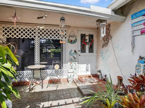 2871 NW 107 terr, Sunrise FL 33322