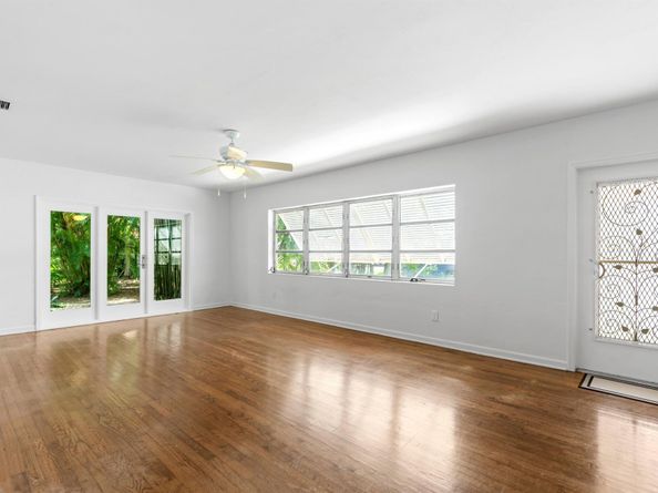 90 17th Avenue S, Lake Worth Beach FL 33460