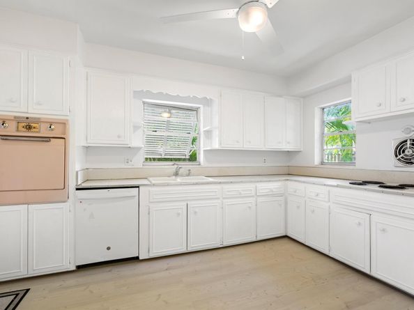 90 17th Avenue S, Lake Worth Beach FL 33460