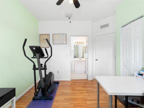 8888 N Isles Cr, Tamarac FL 33321