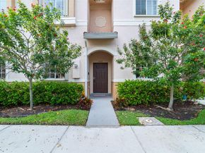 8888 N Isles Cr, Tamarac FL 33321