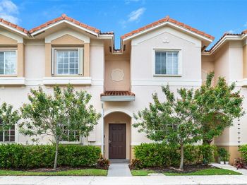 8888 N Isles Cr