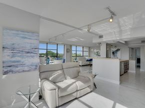 600 Parkview Dr 531, Hallandale Beach FL 33009