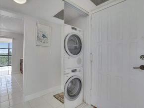 600 Parkview Dr 531, Hallandale Beach FL 33009