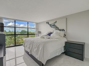 600 Parkview Dr 531, Hallandale Beach FL 33009