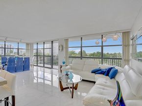 600 Parkview Dr 531, Hallandale Beach FL 33009