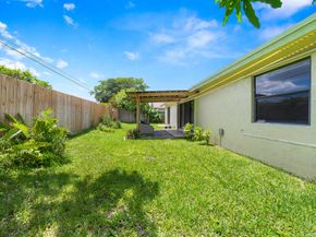 9175 Bedford Drive, Boca Raton FL 33434