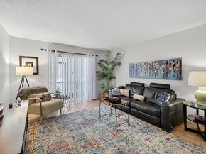4113 NW 88th Ave 102, Coral Springs FL 33065
