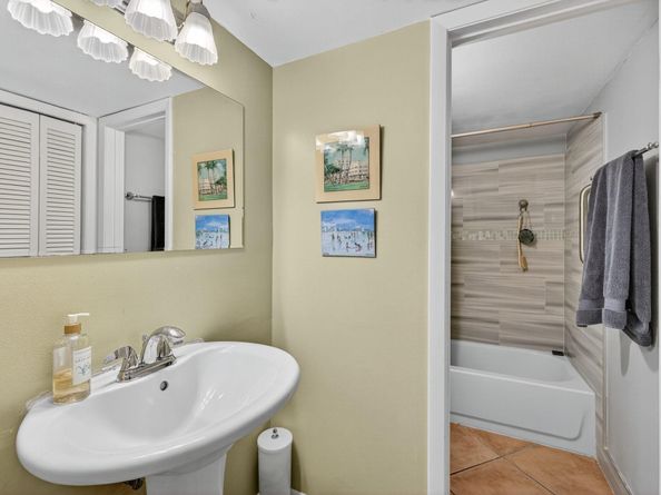 4113 NW 88th Ave 102, Coral Springs FL 33065