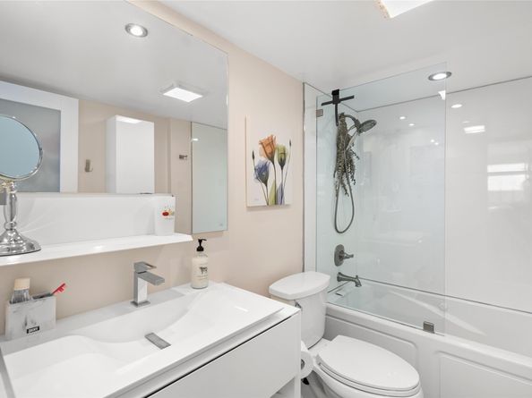 2611 N Riverside Dr 307, Pompano Beach FL 33062