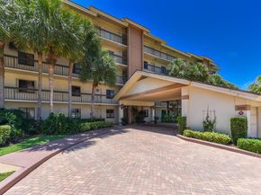 1001 Seafarer Circle 102, Jupiter FL 33477