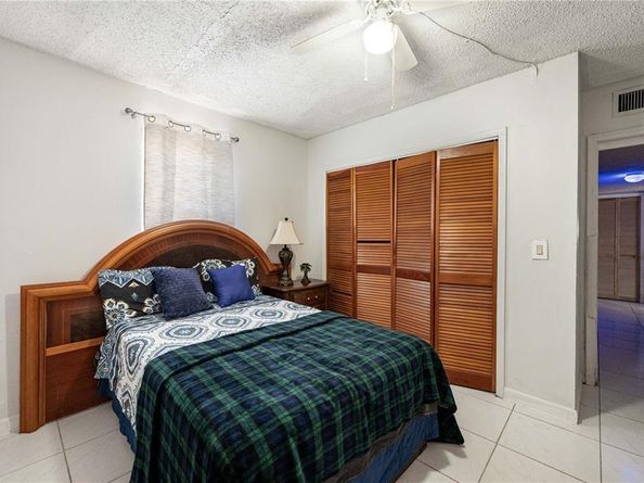 1110 S 29th Ave, Hollywood FL 33020