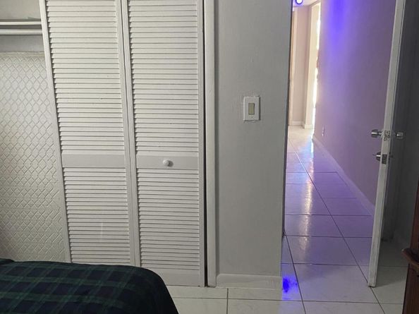 1110 S 29th Ave, Hollywood FL 33020