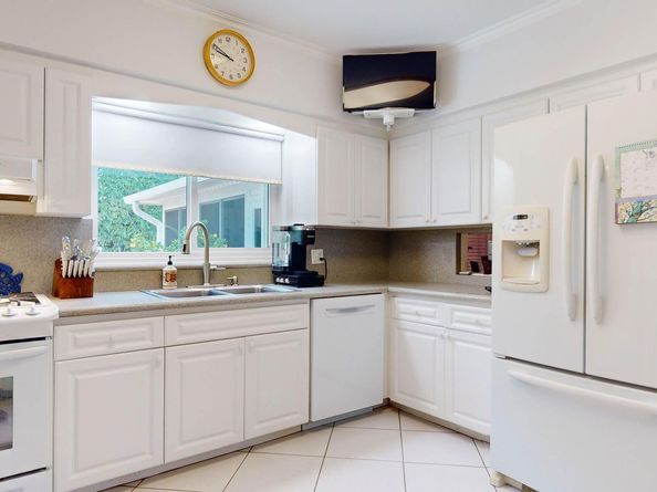 1049 Van Buren Street, Hollywood FL 33019