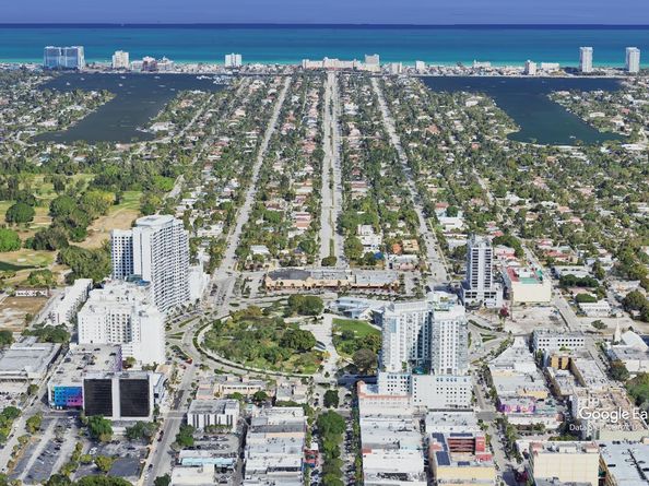 1049 Van Buren Street, Hollywood FL 33019