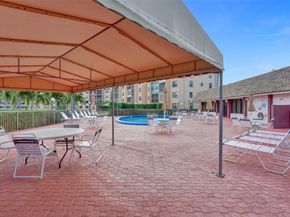 10467 Sunrise Lakes Blvd 210, Sunrise FL 33322