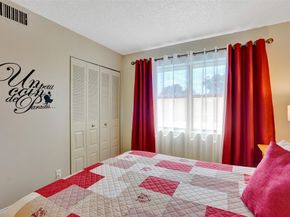 10467 Sunrise Lakes Blvd 210, Sunrise FL 33322