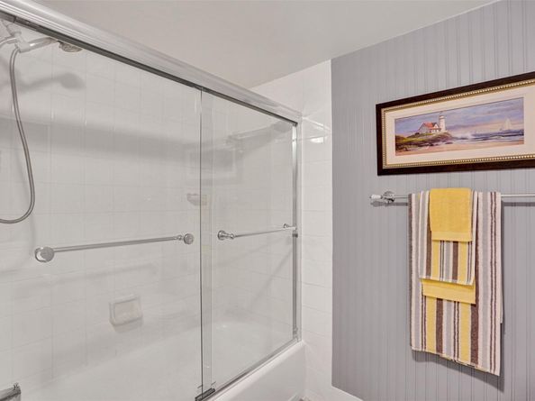 10467 Sunrise Lakes Blvd 210, Sunrise FL 33322