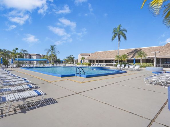10467 Sunrise Lakes Blvd 210, Sunrise FL 33322