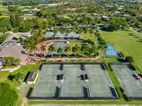 11863 Wimbledon Circle 450, Wellington FL 33414