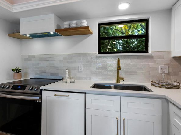 11863 Wimbledon Circle 450, Wellington FL 33414