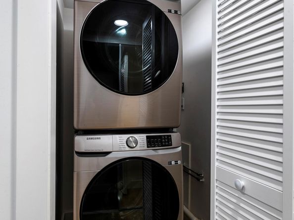 11863 Wimbledon Circle 450, Wellington FL 33414